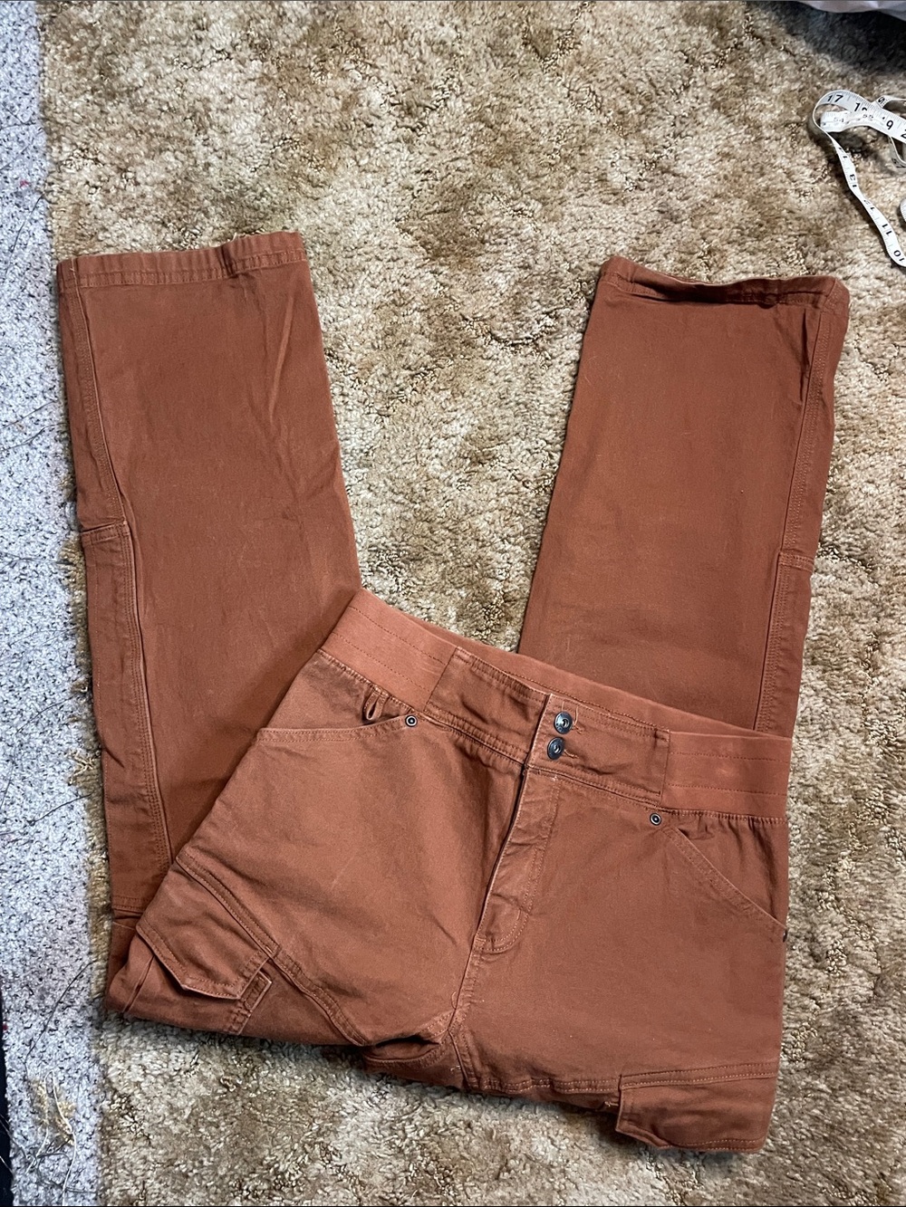 Duluth Trading Co. Woman’s Brown Tan Carpenter Cargo Pants Size 8 Short